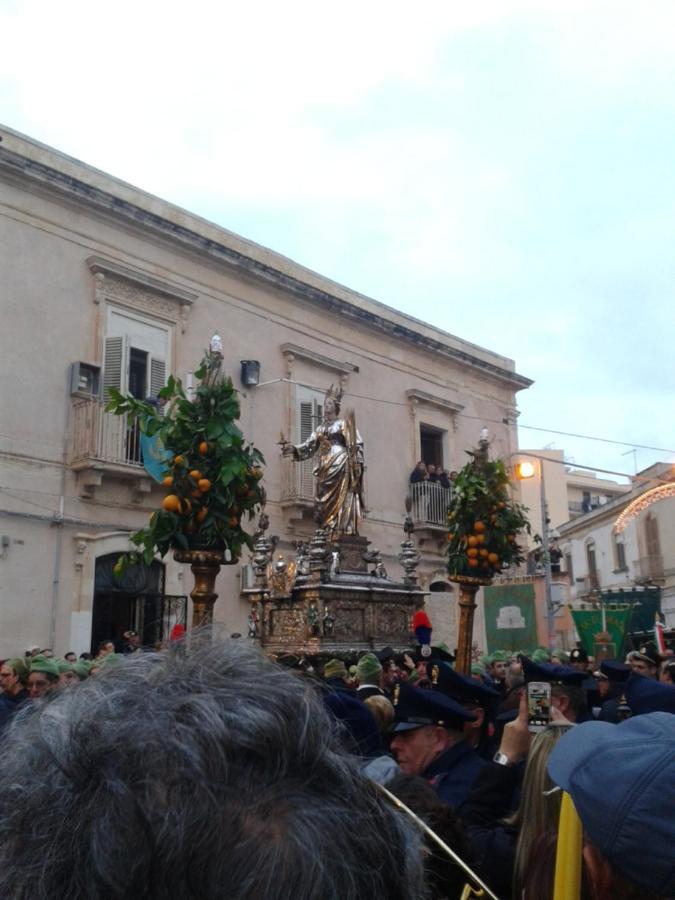 Casa La "Vittoria" Apartment Syracuse Luaran gambar